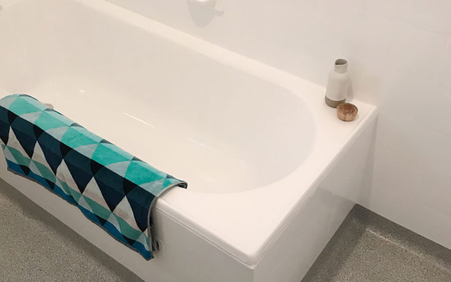 Retro Revamp | Transforming dated rooms into fresh modern spaces. Specialising in Bathroom & Kitchen Resurfacing and Makeovers in Adelaide, South Australia